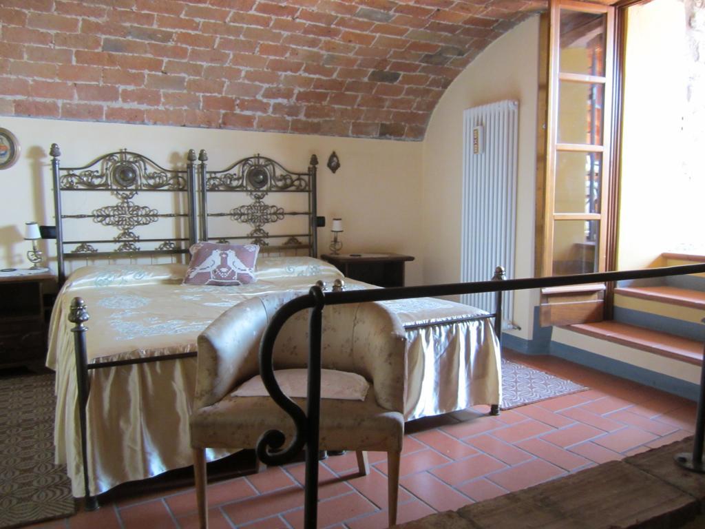 Poggio Delle Rondini Bed & Breakfast Bagnone Ngoại thất bức ảnh